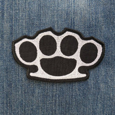 Нашивка Brass Knuckles White вишита фігурна