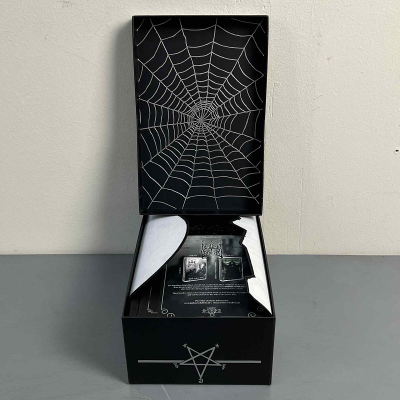 Destruction - Trapped In Lunatic Possession (9-Tape Box) (Regular Version)