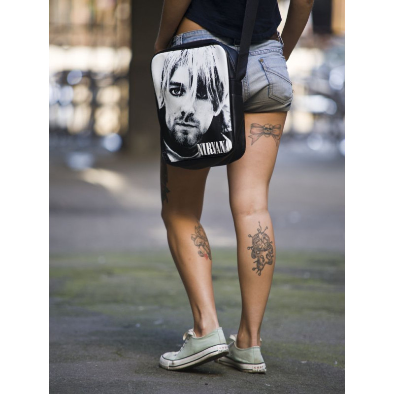 Сумка вертикальна Nirvana