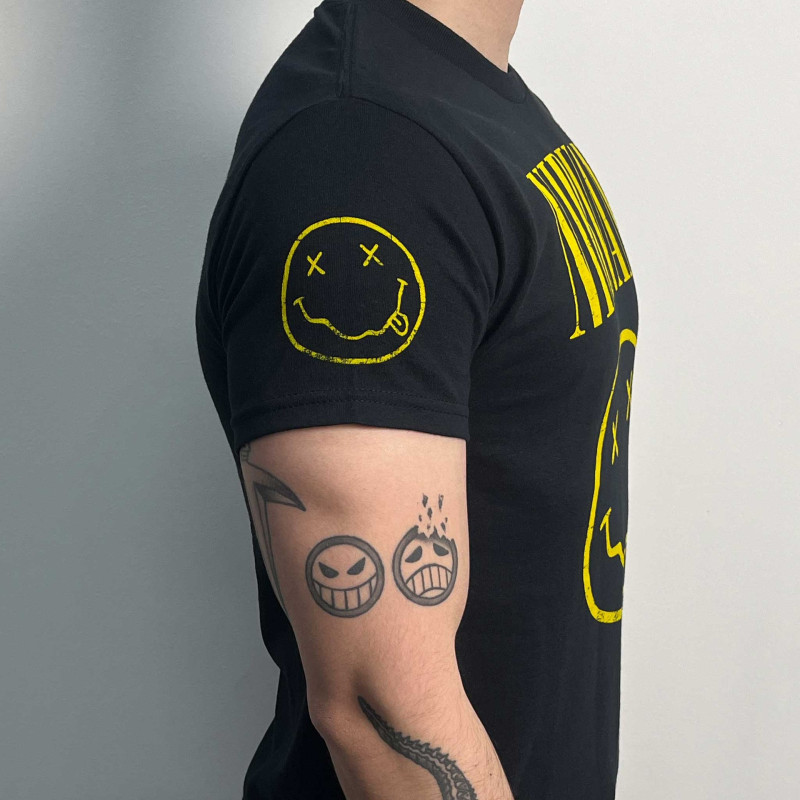 Футболка Nirvana Logo (Gildan) чорна