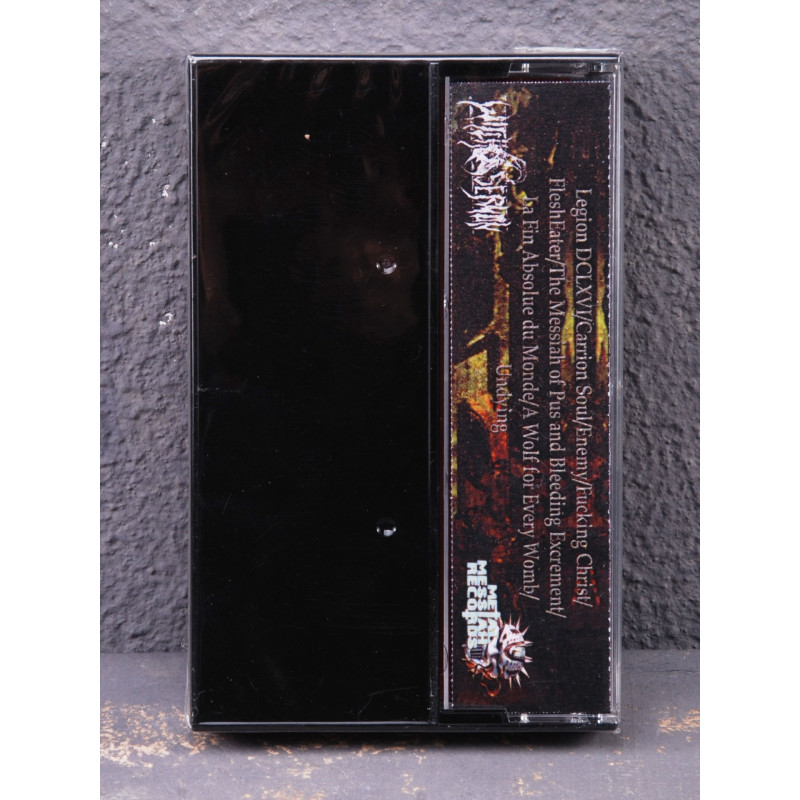 Secrets She Kept - La Fin Absolue Du Monde Tape