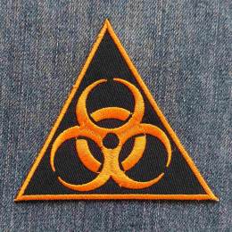 Нашивка Biohazard Symbol Orange вишита трикутна
