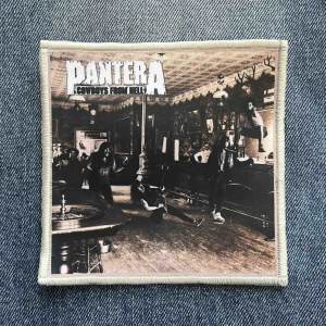 Нашивка Pantera - Cowboys From Hell друкована біла кайма