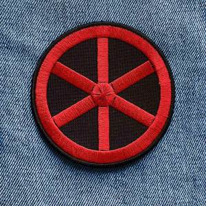Нашивка Slavic Symbol 1 червона вишита кругла